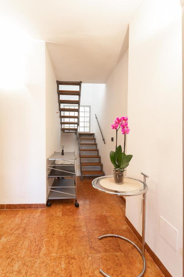 Bologna'S Way Sguardo Sui Tetti Appartement Buitenkant foto
